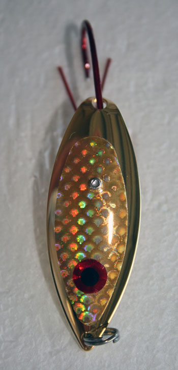 gold-scale-weedless-spoon
